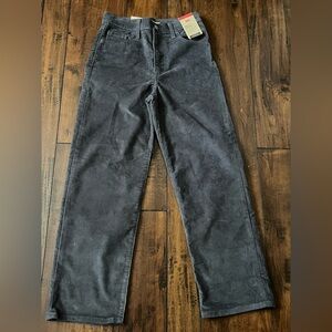 Levi’s Ribcage Straight Anke Corduroy’s